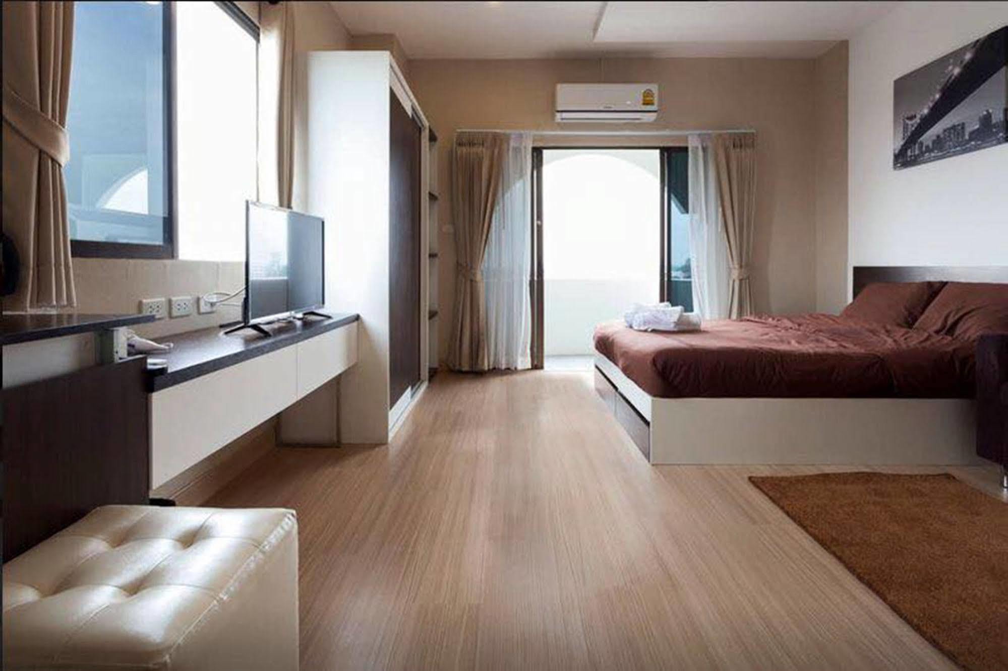 Sereno Airport Hotel Τσιάνγκ Μάι Εξωτερικό φωτογραφία